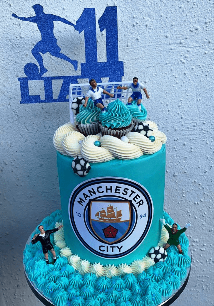 Angelic Manchester City Cake